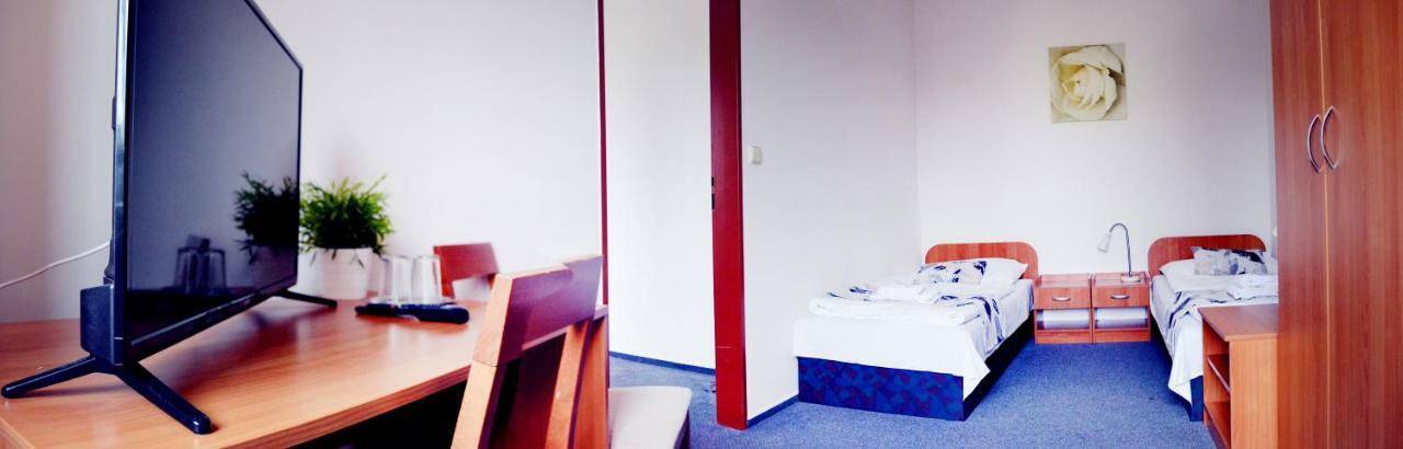 Hotel S-Centrum 베네쇼프 외부 사진